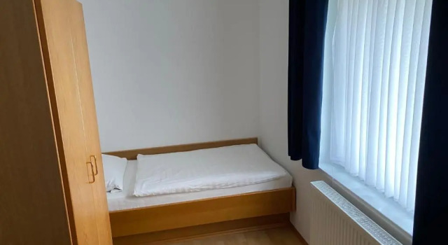 Messeappartementhaus Bockenem Direkt An Der A7, Book Hotel Bockenem Brunswick Land