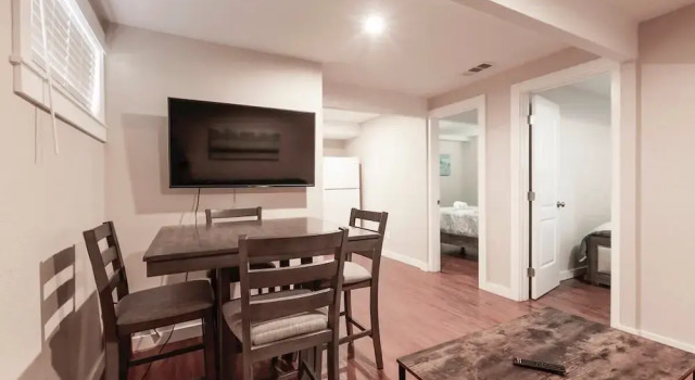 Marbella Lane - 2BR Cozy Lwrlvl in Dtwn SJ, Забронировать Апартаменты/квартира Сан-Хосе Silicon Valley