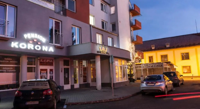 Penzion Korona, Rezervovat Hotel Púchov Trenčiansky kraj