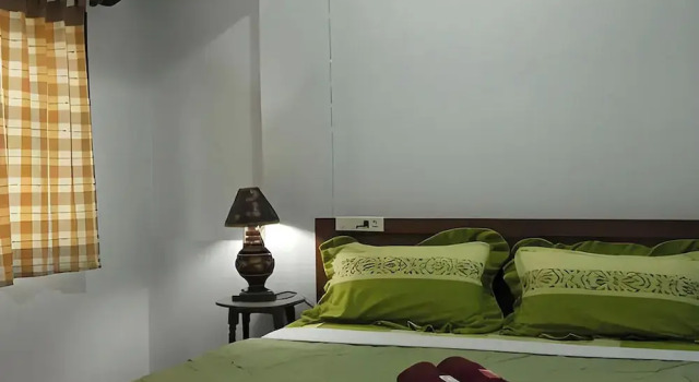 Номер Standard с балконом Collection O Banwiang Guesthouse