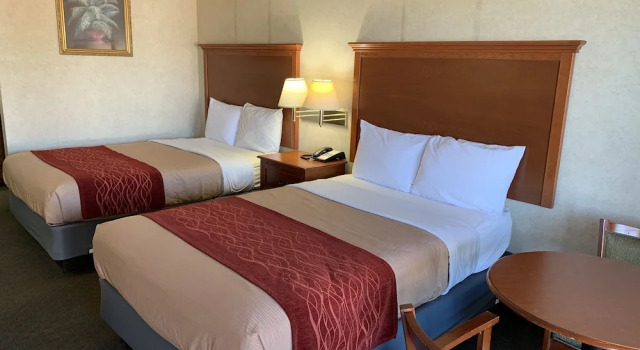 Двухместный номер Deluxe Coachman's Inn Motel