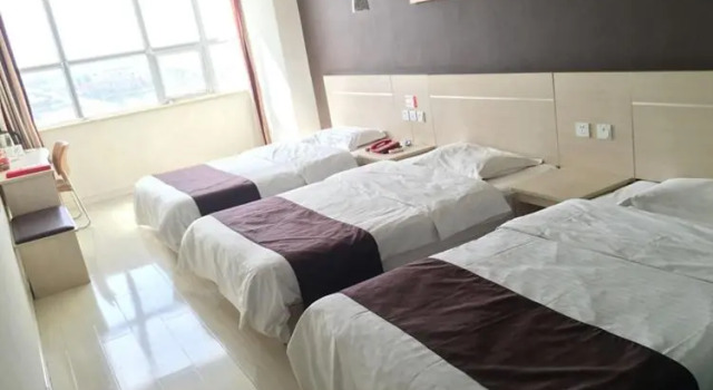 Thank Inn Chain Hotel Shandong Qingdao Laixi Nanjing Road, Prenota Hotel Hotel a Shandong con parcheggio, Parcheggio