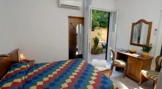 Двухместный номер Economy с видом на сад Hotel Giardino Delle Ninfe E La Fenice