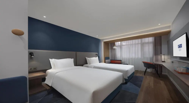 Номер Standard Holiday Inn Express Shanghai Qingpu New City by IHG