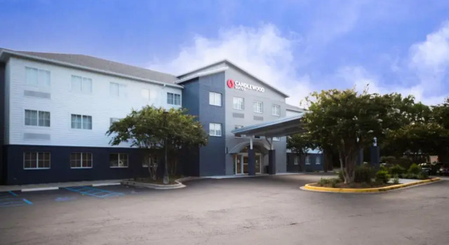 Candlewood Suites Charleston - Mt. Pleasant by IHG, Забронировать Отель Маунт-Плезант Charleston Area
