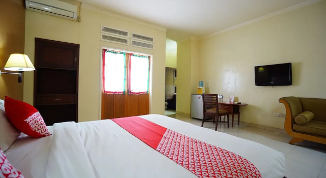 Люкс Deluxe OYO 1429 Bastiana Residence