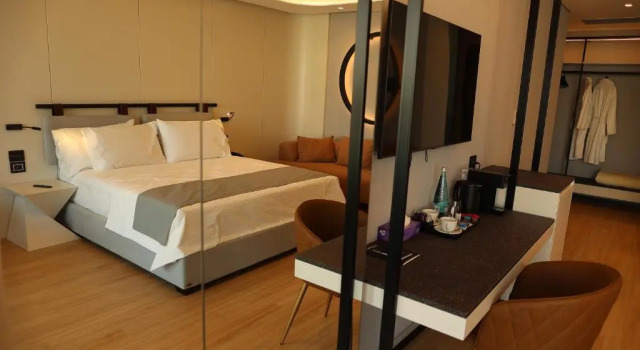 Полулюкс AlYACHT Premium Hotel