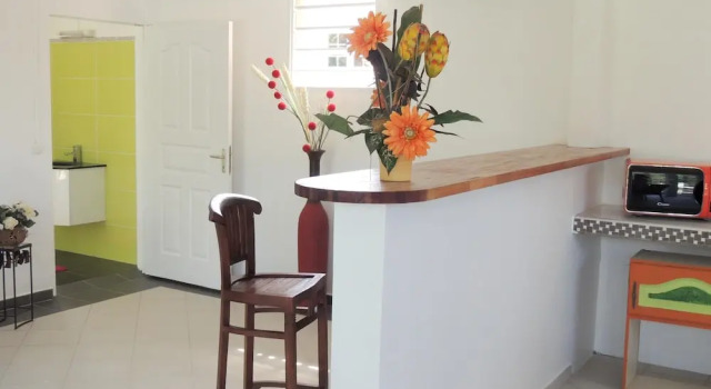 House With one Bedroom in Les Trois-îlets, With Pool Access, Enclosed, Book Hotel Hoteller i Le Marin med pool, Swimmingpool
