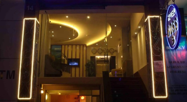 A25 Hotel - 14 Phó Đức Chính, Забронировать Отель Отели Хошимина с парковкой, рядом с Golden Dragon Water Puppet Theatre, Парковка