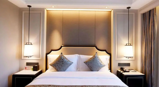 Люкс Deluxe Ramada Plaza by Wyndham Wenzhou