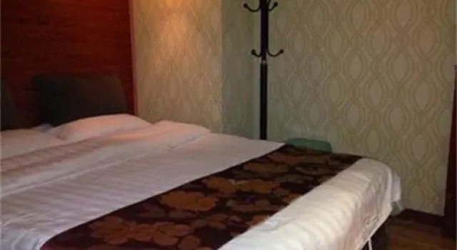 Luzhou Yilong Business Hotel, Varaa Hotelli Hotellit Sichuan pysäköinnillä, Pysäköinti