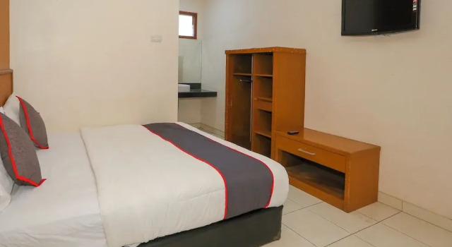 Camera Deluxe Hotel O Puncak Bogor Near Taman Safari Formerly Alam Hegar