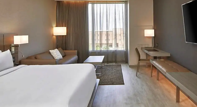 Номер Standard AC Hotel by Marriott Tuscaloosa Downtown