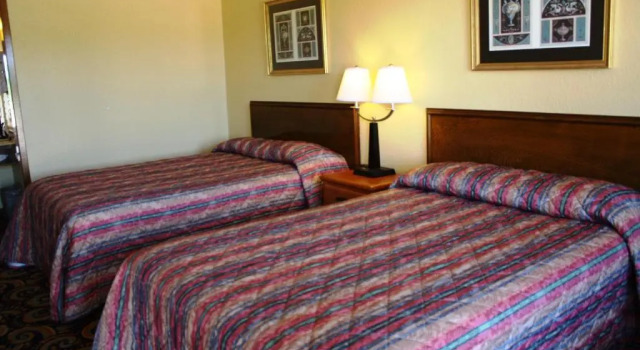 Lake Palestine Motor Inn, Boek Hotel Coffee City Texas