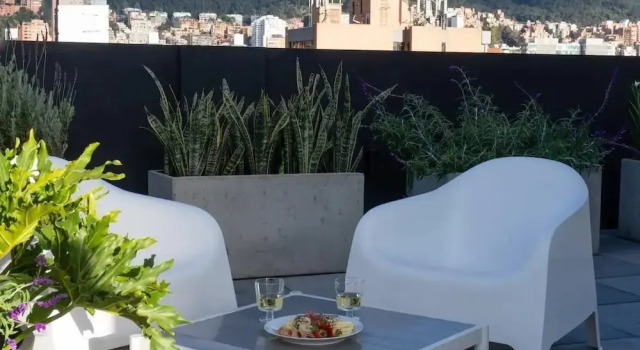 Апартаменты Majestic Loft w/ Balcony