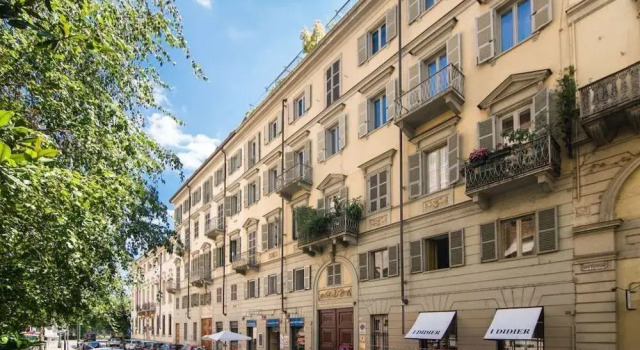 Piazza Vittorio Veneto Elegant Flat