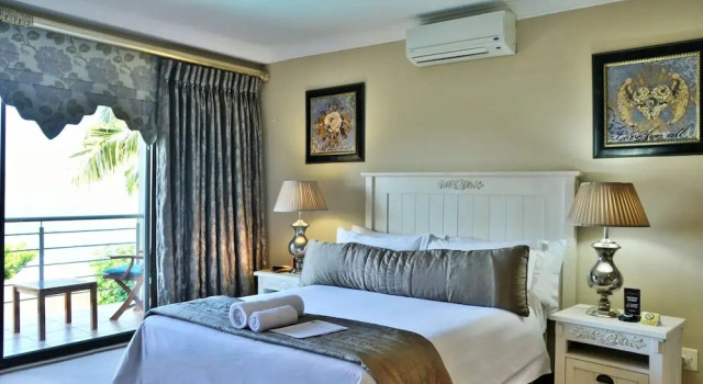 Четырёхместный семейный люкс с видом на сад Stirling Manor Boutique Guest House