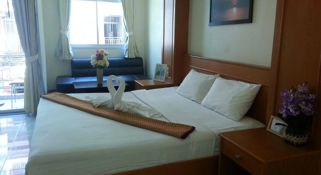 Presley Guesthouse Patong