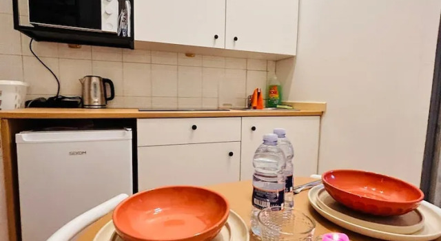 Коттедж Deluxe La Gorgone city center apartments