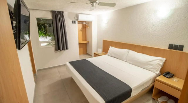 Hotel Emperador Centro Guadalajara y Remodelado