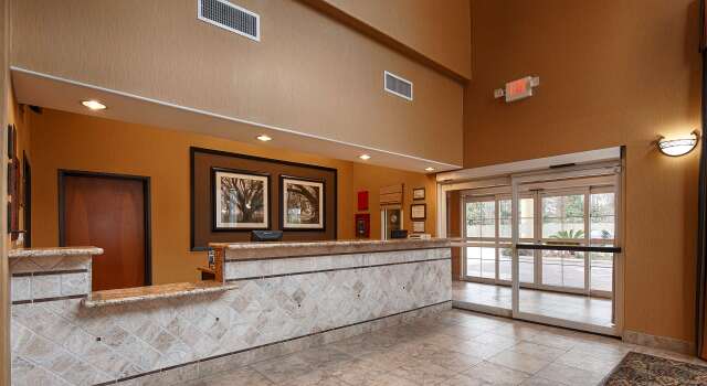 Best Western Plus New Caney Inn & Suites, Boek Hotel SPA-hotels in Houston, SPA