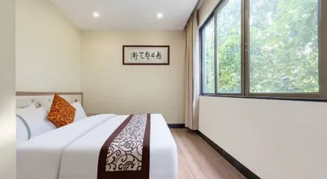 Люкс Deluxe с 2 комнатами Fengling Yazhu Hotel