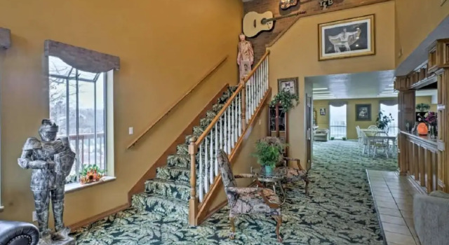 Presley's Penthouse 2BR Branson Resort Condo