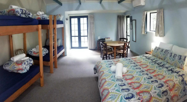 Номер Standard River Valley Lodge
