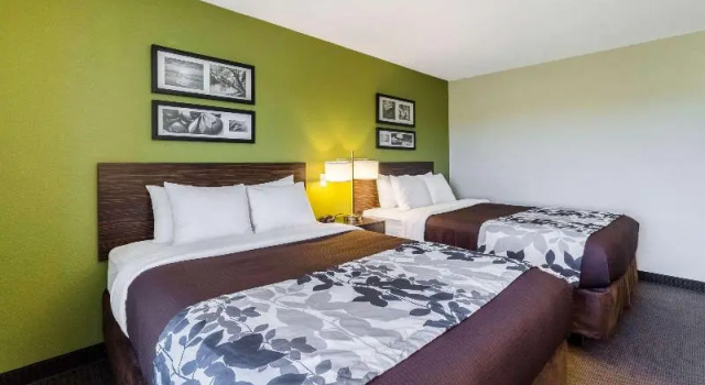 Четырёхместный номер Standard Sleep Inn & Suites Jourdanton - Pleasanton