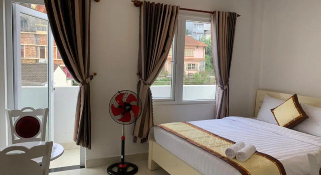 Двухместный номер Deluxe с балконом Thanh Thanh Hotel