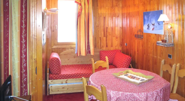 Plagne Villages 1 (LAP415), Забронировать Отель Отели Ла-Плань-Тарантез с парковкой, рядом с Горнолыжный подъемник Лё Франс, Парковка