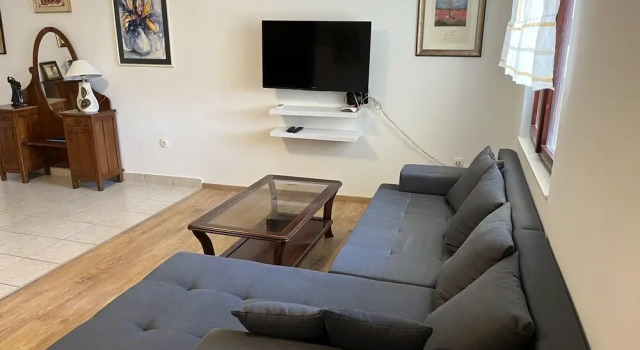 Beachfront Apartment Drazen, With Patio & Parking