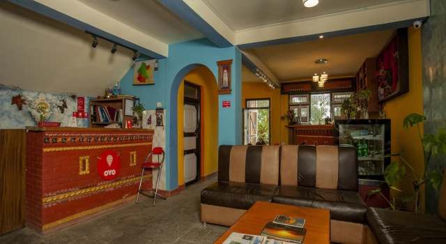 OYO 205 Hotel Geranium, Забронировать Отель Отели Дхуликхел с завтраком, Завтраки