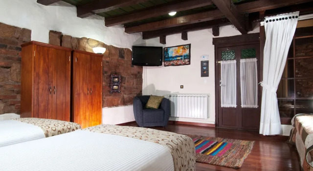 Четырёхместный семейный номер Standard Hotel Muisca