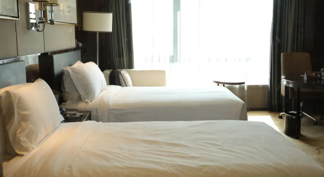 Deluxe Double room with lake view DoubleTree by Hilton hotel Anhui - Suzhou