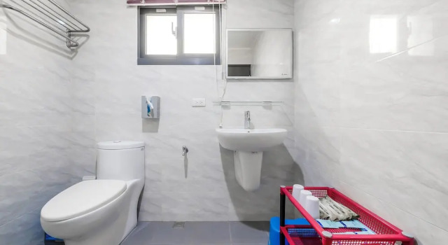Camera quadrupla Standard con balcone Aleopard
