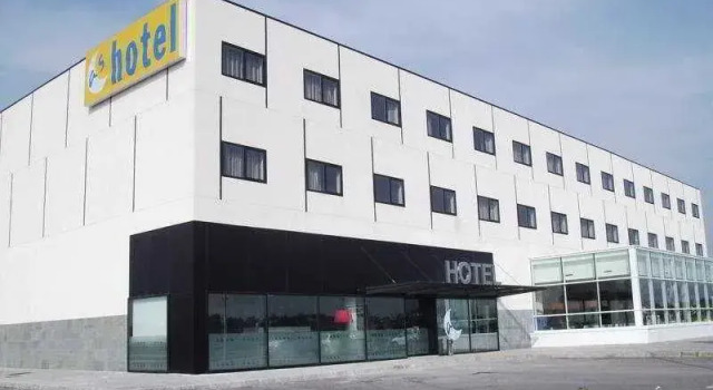 As Torrent Express, Boek Hotel Torrent Barcelona