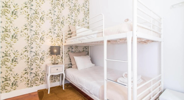 Guesthouse Liberdade - 7 Bedroom Apartment, Забронировать Апартаменты/квартира Апартаменты Лиссабона, рядом с Концертный зал Coliseu dos Recreios, недорого, Апартаменты/квартира