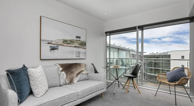 QV Trendy Viaduct Harbour Apartment - 799