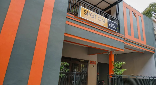 Spot On 2368 Dahlia Homestay Family Residence