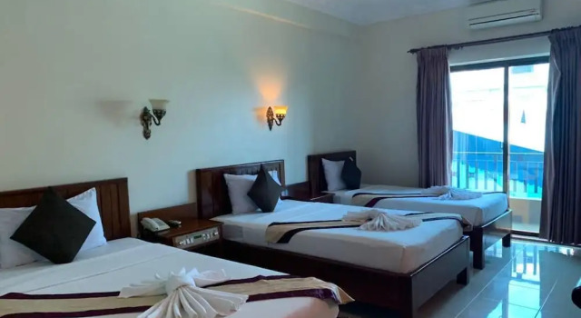 Трёхместный номер Superior с балконом Dara Reang Sey Angkor Hotel