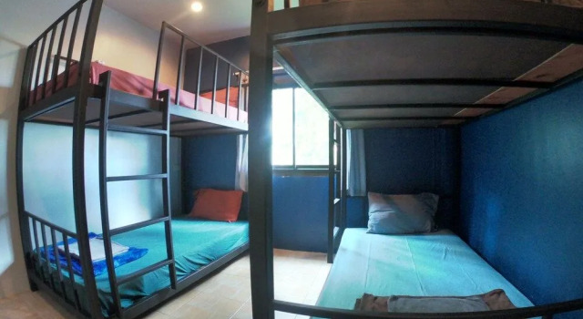 SLEEPYHEADHOSTEL