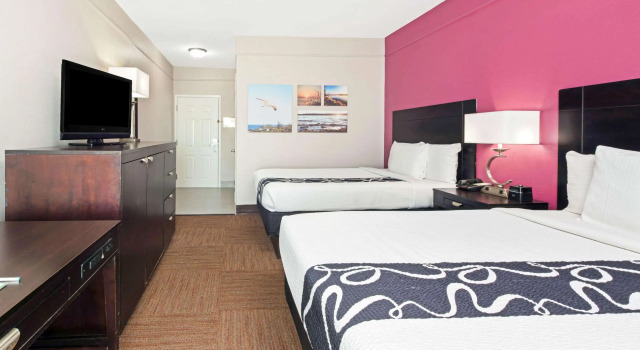 La Quinta Inn & Suites by Wyndham Winnie, Reserva ahora Hotel Winnie Texas Gulf Coast