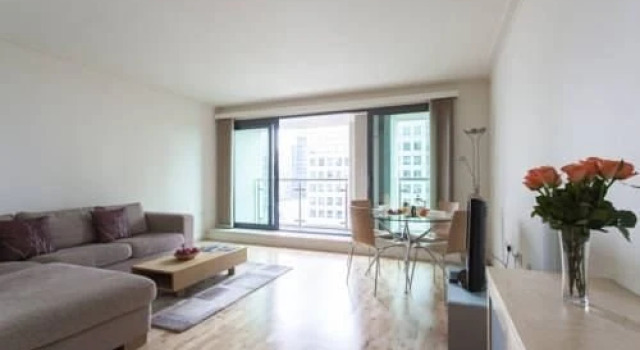 House Of MoLi - South Quay Apartments, Varaa Huoneisto Asunnot kohteessa Merseyside, Huoneisto