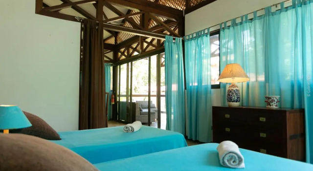 Kenaki Lodge