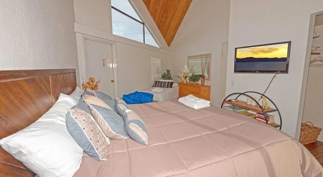 555 Tahoe Keys Blvd., 14 - 2 Br condo by RedAwning
