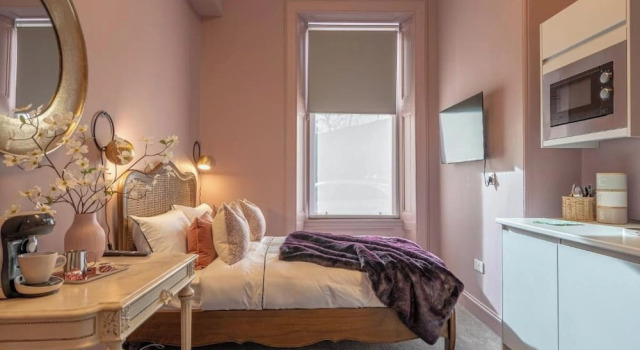 Boutique Home Stay, Забронировать Бутик-отель Пейсли Стратклайд, рядом с Thomas Coats Memorial Baptist Church