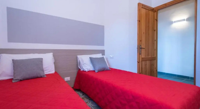 Villa Cicas sul mare, Book Villa Hotels in Sicily with Parking, Parking