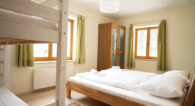 Lake View Lodges by we rent, SUMMERCARD INCLUDED, Забронировать Отель Целль-ам-Зе Europa Sportregion, рядом с Целлер-Зе