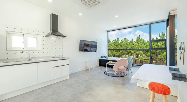 Gangneung Music Time Spa Pension, Boek Resort Hotels in Gangwon-Do met parkeren, Parkeren